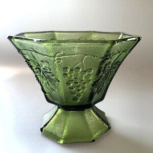 VINTAGE GRAPEVINE GLASS DISH